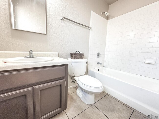 Building Photo - 3845 S Cactus Wren Way