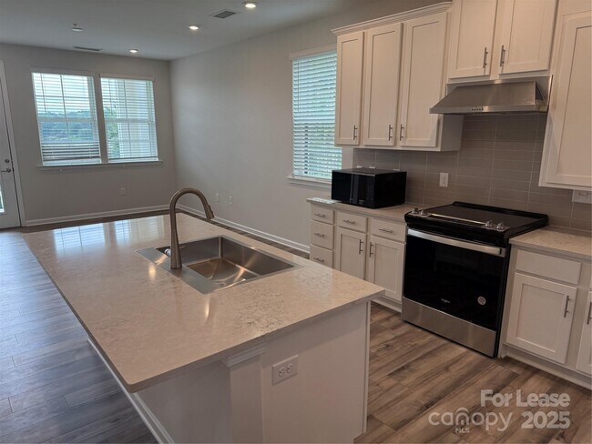 Building Photo - 4455 Reed Crk Dr