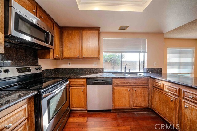 Building Photo - 2100 Winterwood Dr