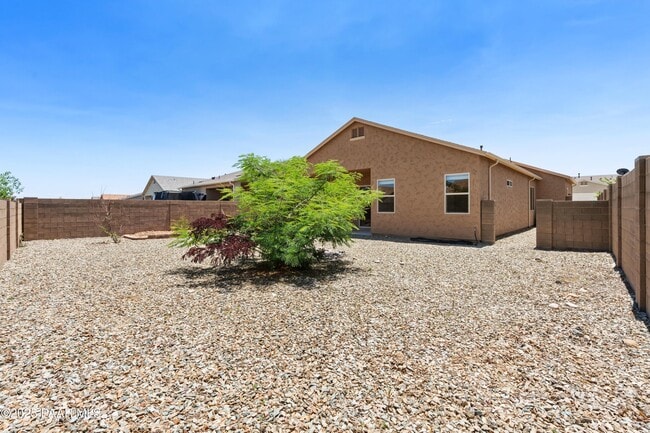 Building Photo - 6120 Livingston Loop