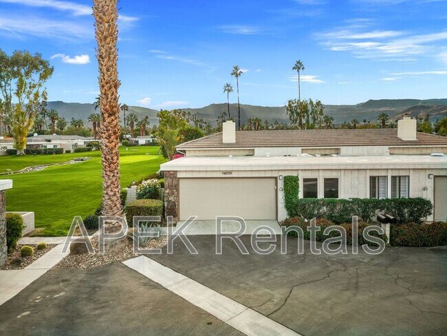 Building Photo - 74939 Vía Lago