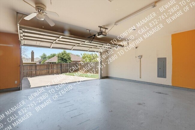 Building Photo - 615 Magnolia Ln