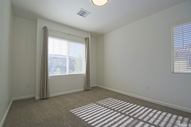 Building Photo - 10725 Cordero Dr