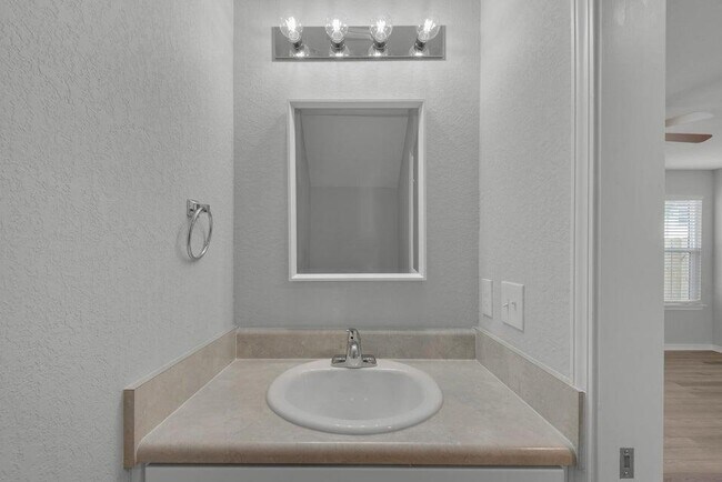 Building Photo - 2259 Whitman Ln