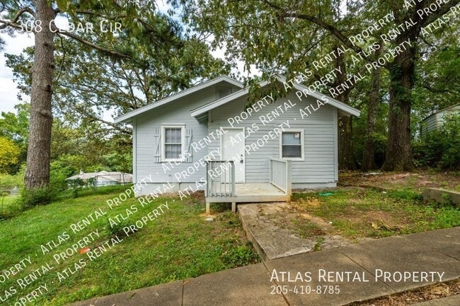 Primary Photo - 308 Cedar Cir