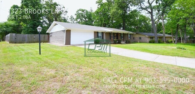 Building Photo - 3323 Brooks Ln