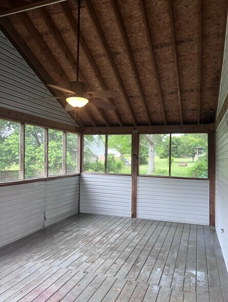 Building Photo - 12951 Copperfield Ln