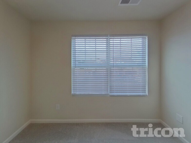 Building Photo - 4030 Rustling Grass Trl