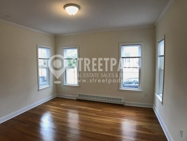 Building Photo - 2 bedroom in Cambridge MA 02138