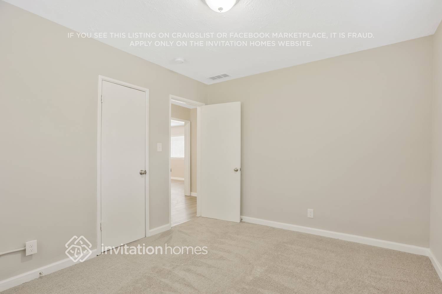 Building Photo - 2037 W Woodberry Ave