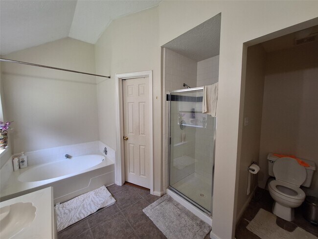 Building Photo - 20323 Concord Hill Dr