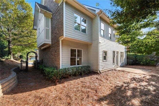Building Photo - 110 Arden Pl