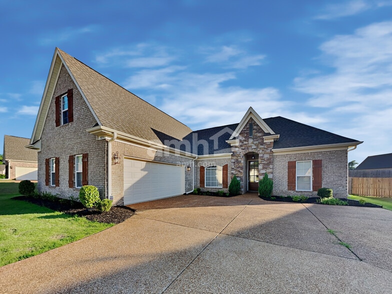 Primary Photo - 4231 Vineyard Dr