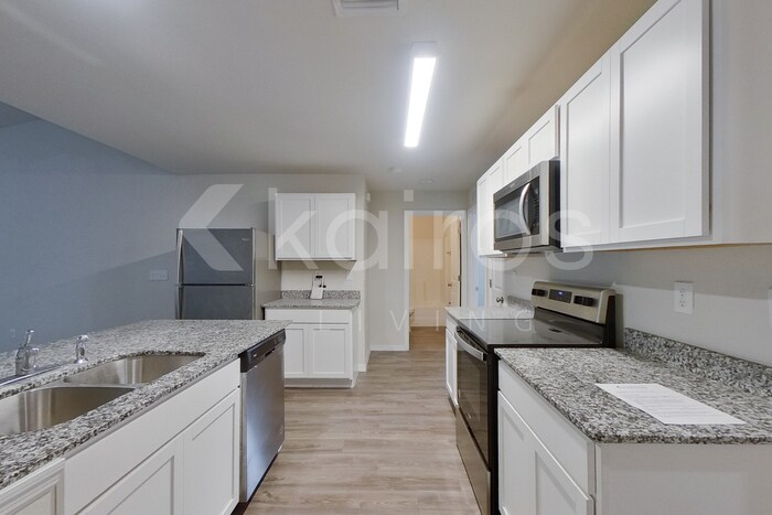 Building Photo - 9149 Aegean Cir