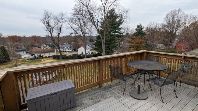 Building Photo - 3-Family in Rocky Hill