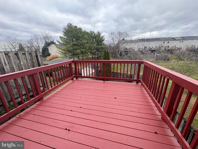 Building Photo - 105 Braeburn Dr