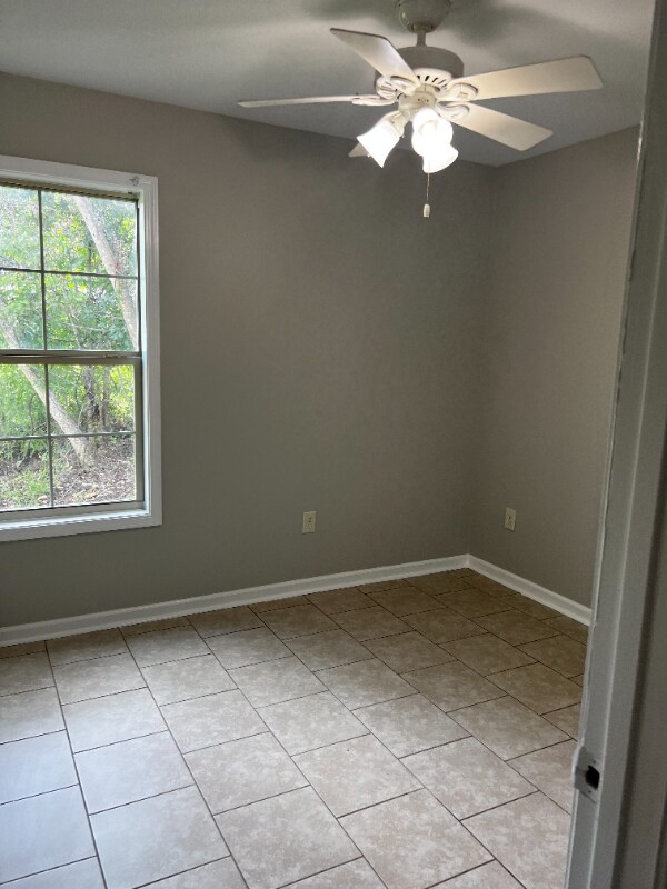 Building Photo - 2979 LA-1