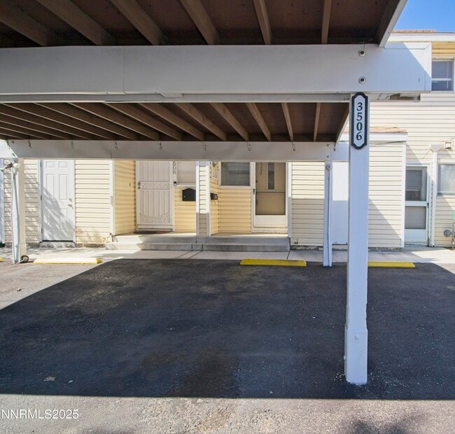 Building Photo - 3506 Willow Hills Cir