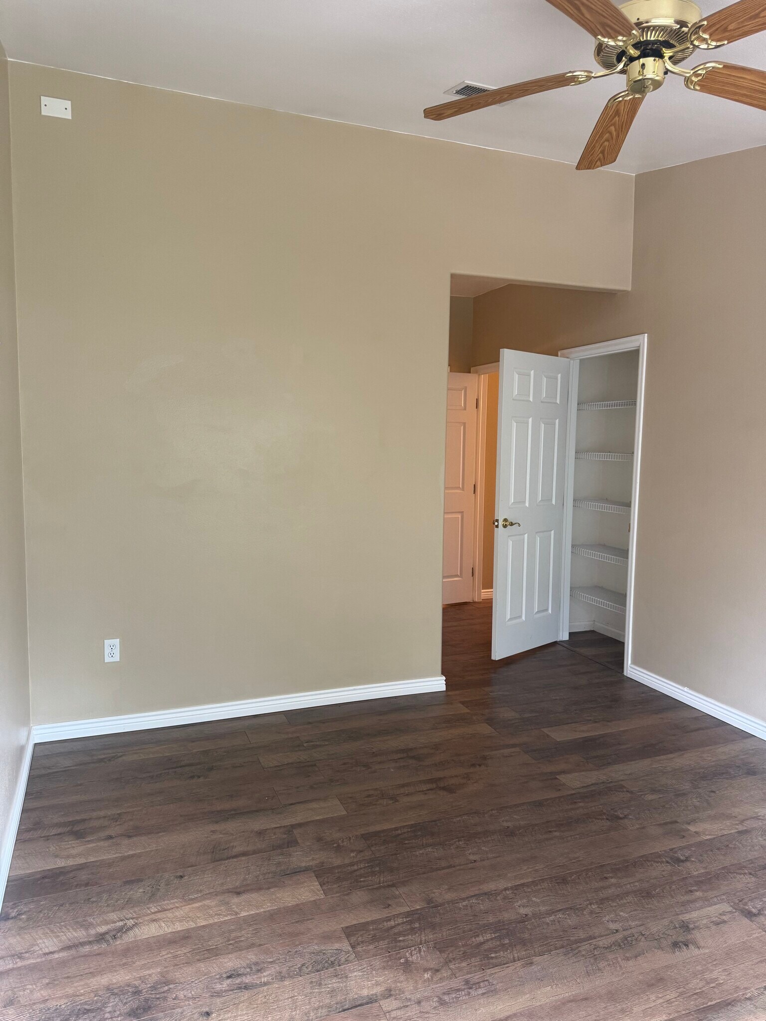 Building Photo - 8438 Thunder Ridge Way