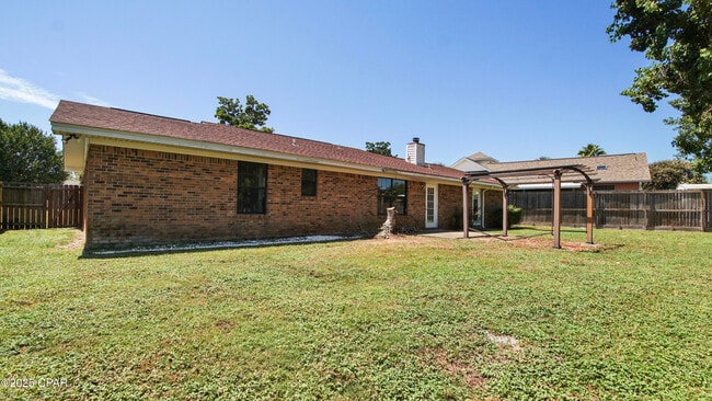 Building Photo - 807 White Oak Ct