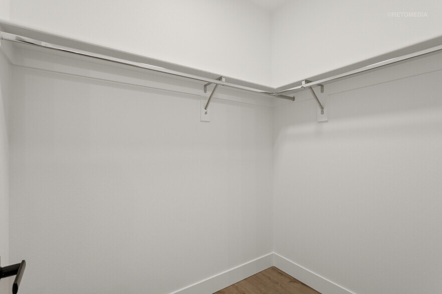 Building Photo - 4243 Verda Ln NE