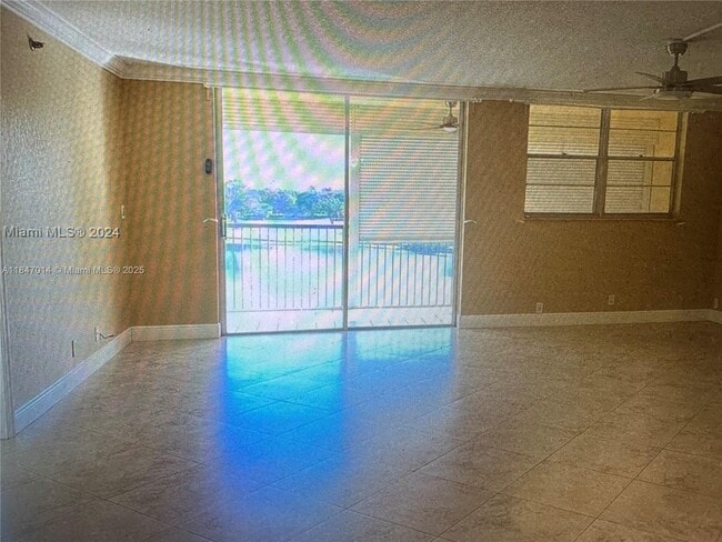 Primary Photo - 3100 W Rolling Hills Cir