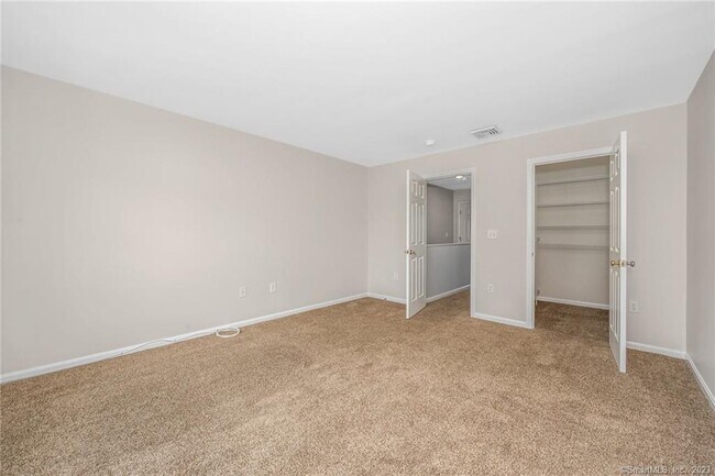 Building Photo - 28 3rd St