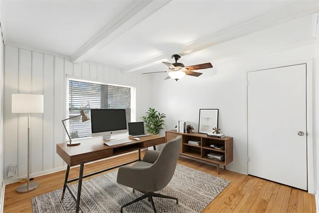 Building Photo - 8633 Westglen Dr