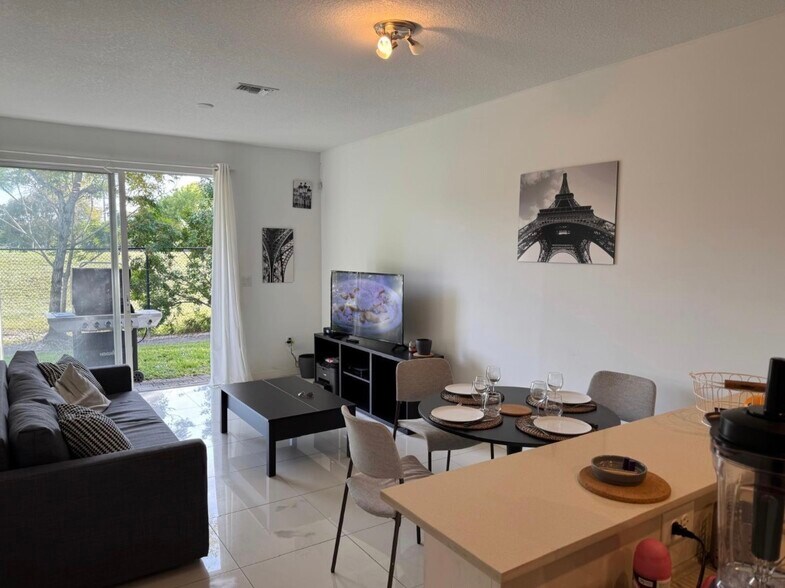 Building Photo - 3596 NW 13th St