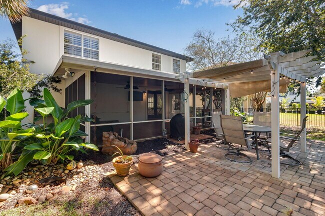 Building Photo - 314 Tequesta Dr