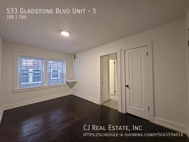 Building Photo - 533 Gladstone Blvd