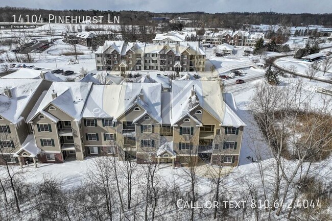 Building Photo - Available Now! Grand Blanc Schools! Condo/...