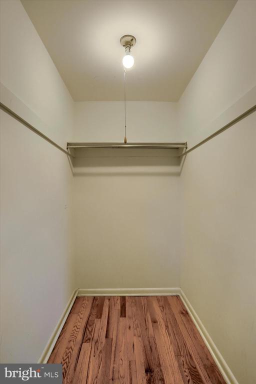 Building Photo - 685 Knight Rd