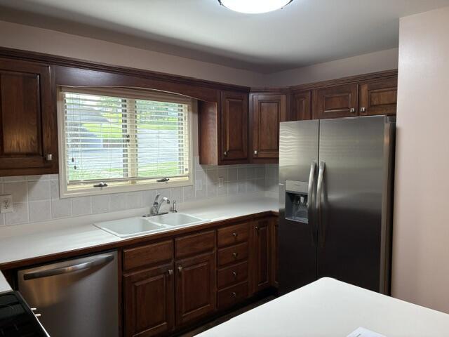 Building Photo - 304 Persimmon Way