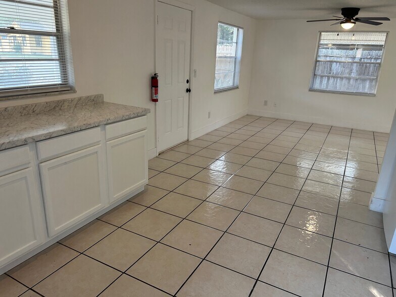 Building Photo - 38825 C Ave