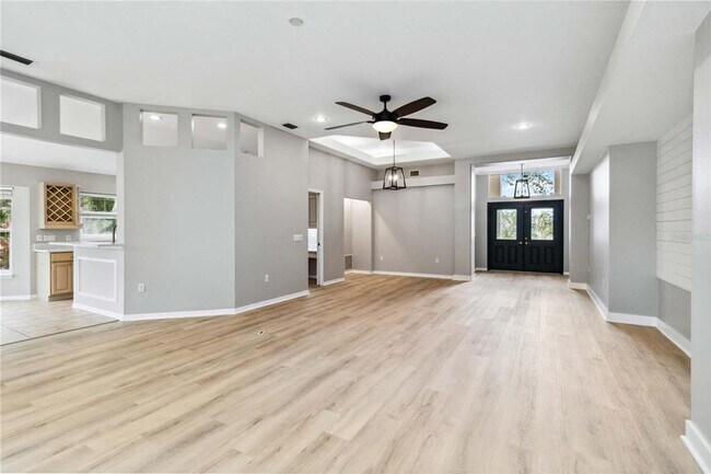 Building Photo - 7 Arbor Oaks Dr
