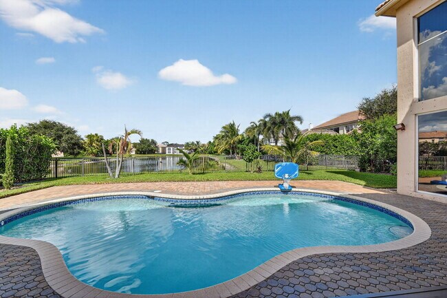 Building Photo - 9167 Oak Alley Dr