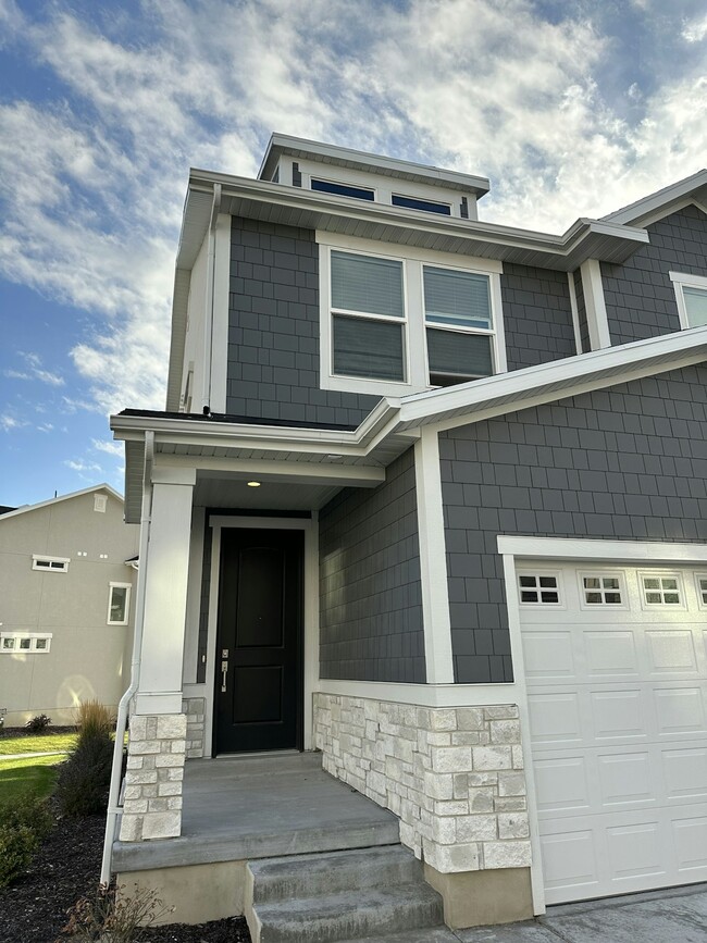 Building Photo - 13103 Keegan Dr