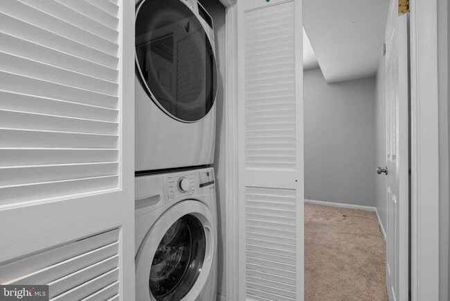 Building Photo - 538 Brummel Ct NW