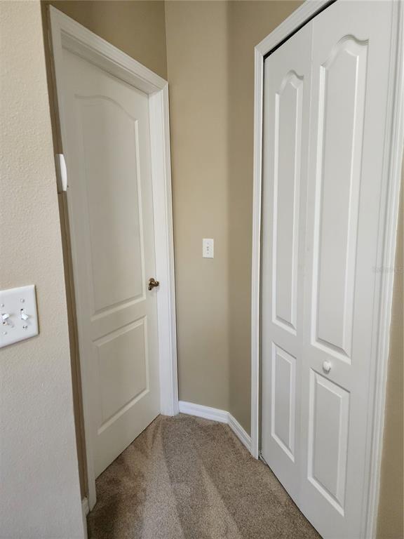 Building Photo - 15924 Fishhawk Creek Ln