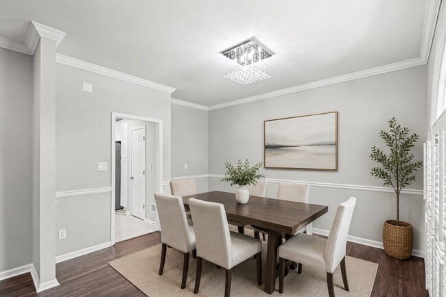 Building Photo - 11355 Vedrines Dr