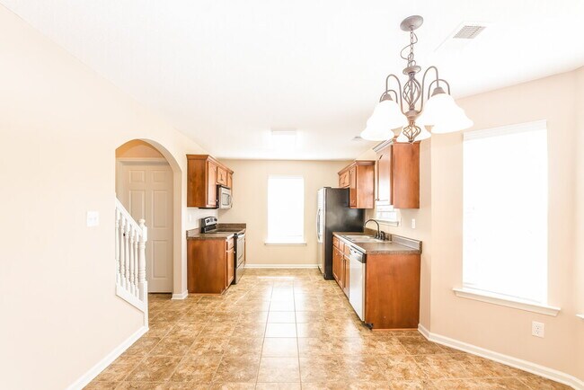 Building Photo - 2847 Flora Lee Dr