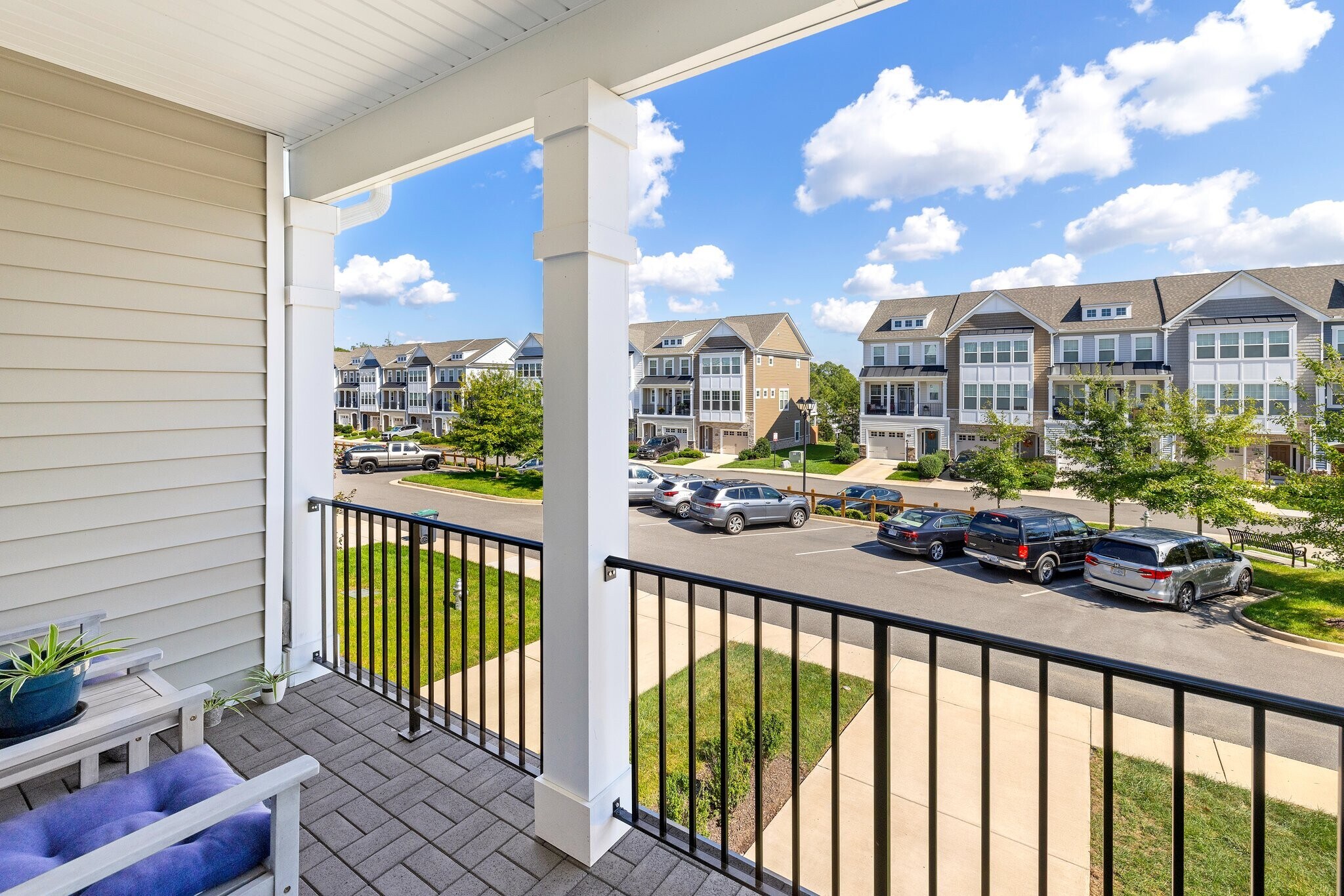 Building Photo - 2138 Perennial Cir