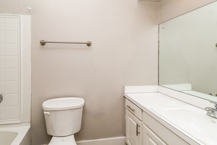 Building Photo - 1343 Springdale Dr