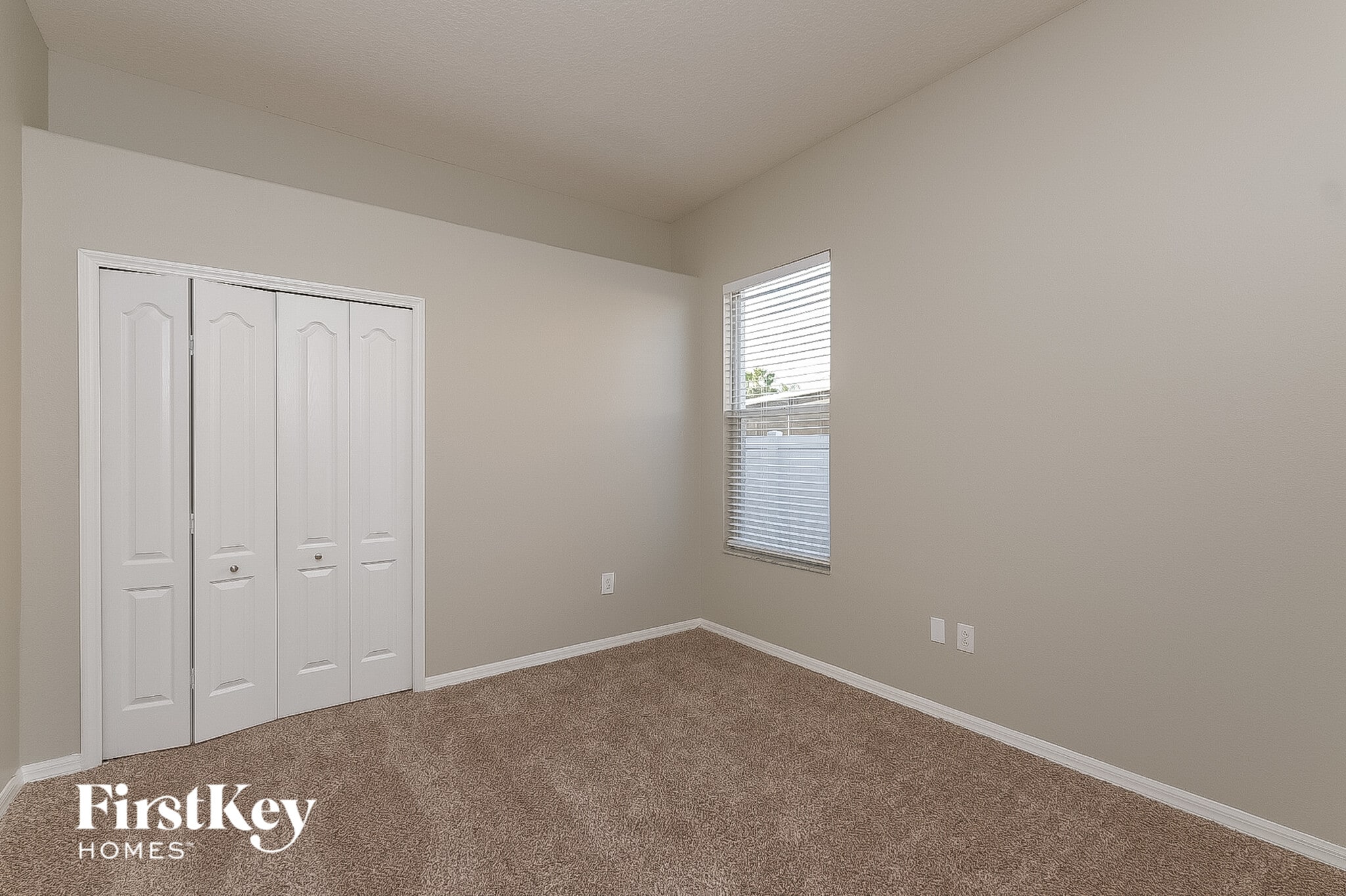 Building Photo - 5032 Balsam Dr