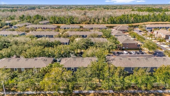 Building Photo - 3577 Wilshire Way Rd