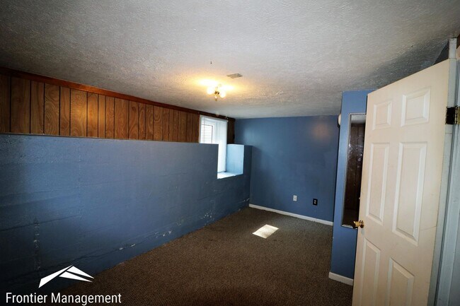 Building Photo - 1010 Ratone St