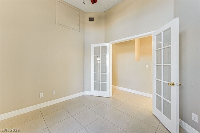 Building Photo - 2723 Lovington Dr