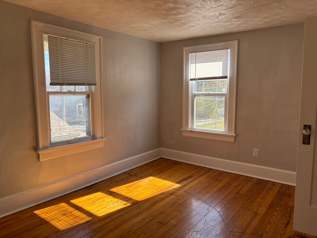 Building Photo - Stylish Two-Story Duplex Living: 2 Beds, 1...