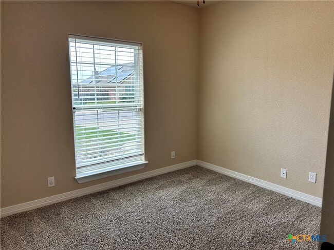 Building Photo - 1621 Rusty Spur Dr